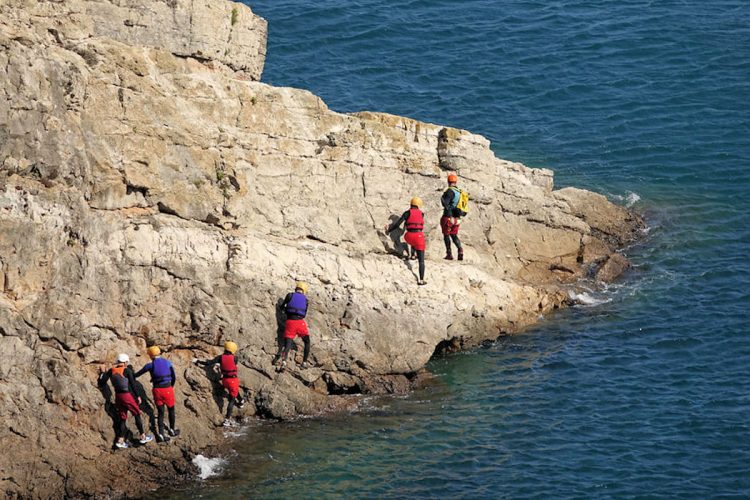 Take an AltaVista guided coasteering tour along the cliffs