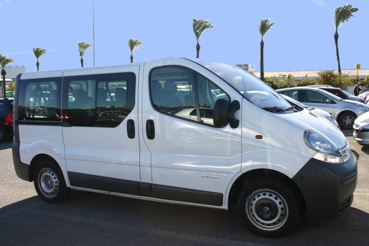 Minibus hire from Luz for 7 or 9 seaters